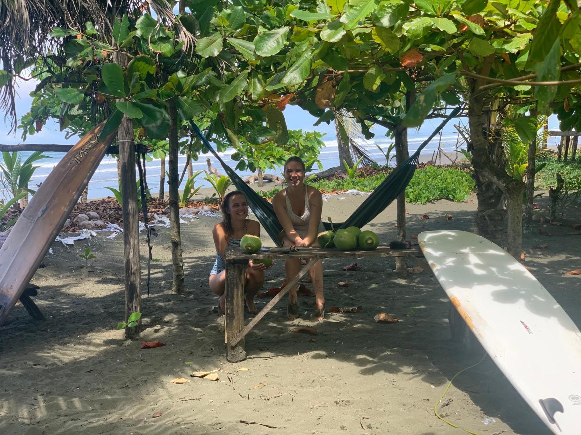 Hotel Miguel Surf Camp Quepos Zewnętrze zdjęcie
