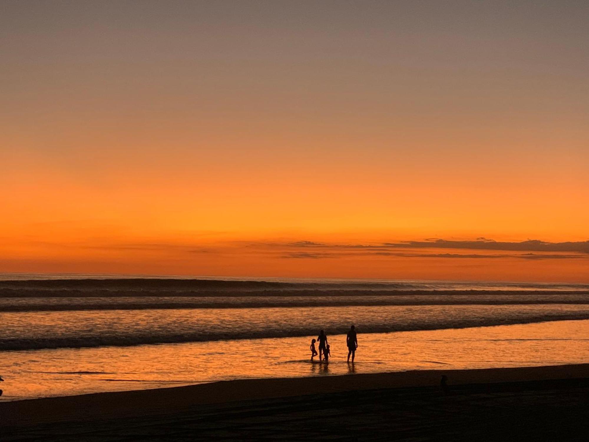 Hotel Miguel Surf Camp Quepos Zewnętrze zdjęcie